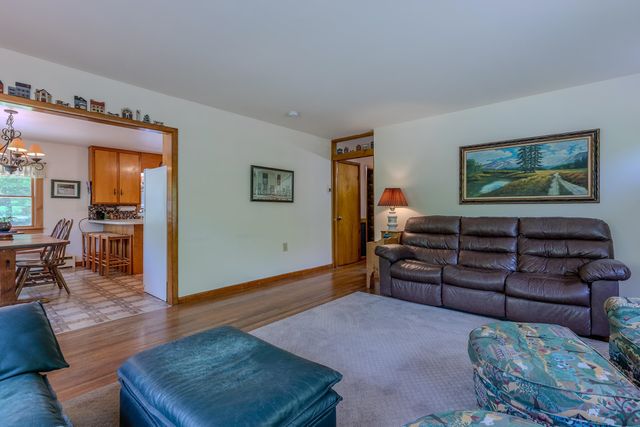 494 West River Road, Londonderry, VT 05155