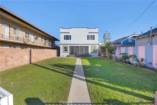 1364 Cherry, Long Beach, CA 90813
