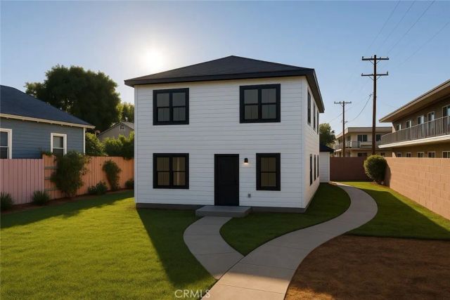 1364 Cherry, Long Beach, CA 90813