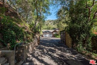 1702 Crater Lane, Los Angeles, CA 90077