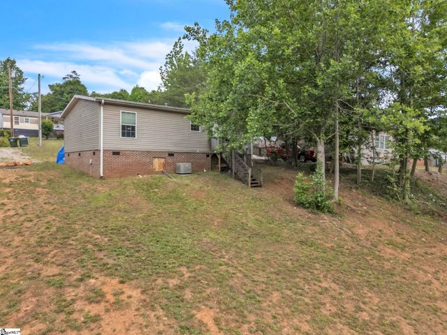 115 Lyle Drive, Taylors, SC 29687