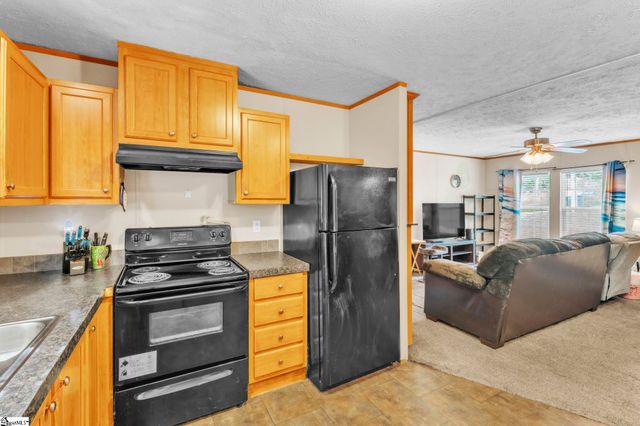 115 Lyle Drive, Taylors, SC 29687