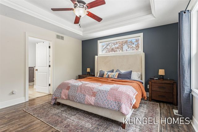 16831 Watersedge Drive, Grand Haven, MI 49417