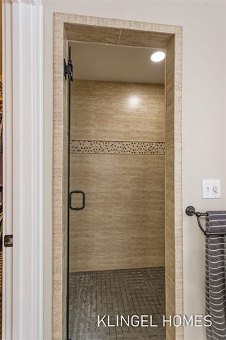 16831 Watersedge Drive, Grand Haven, MI 49417