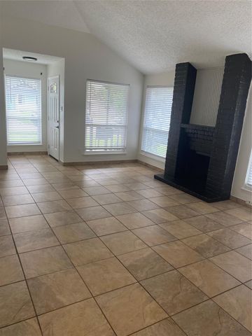 3107 Raccoon Run, Spring, TX 77373