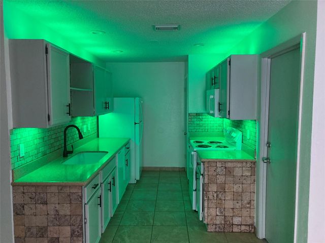 3107 Raccoon Run, Spring, TX 77373
