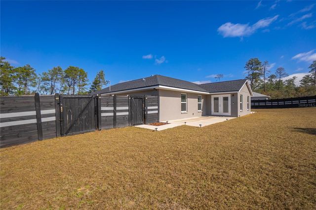 4330 W DRAKE LANE, Dunnellon, FL 34433