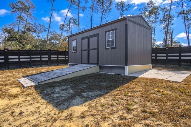 4330 W DRAKE LANE, Dunnellon, FL 34433