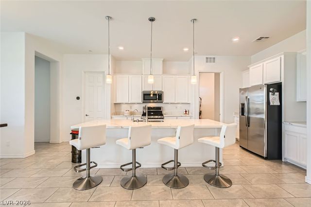 498 Pebble Run Avenue, Henderson, NV 89011