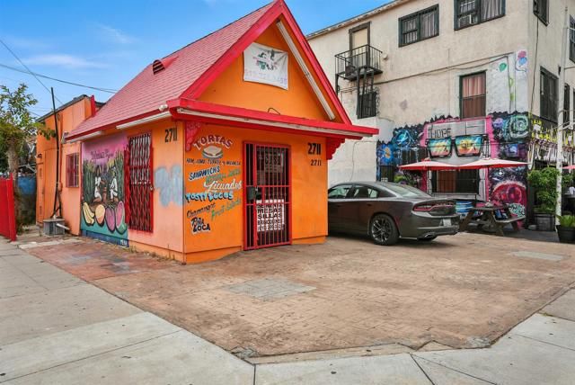 2711 Imperial Avenue, San Diego, CA 92102