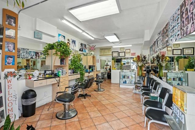 2711 Imperial Avenue, San Diego, CA 92102