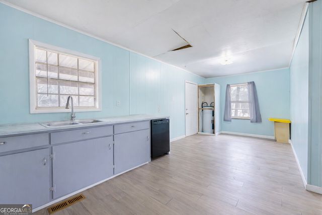 174 Brown St, Heflin, AL 36264