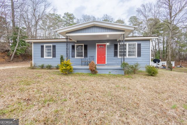 174 Brown St, Heflin, AL 36264