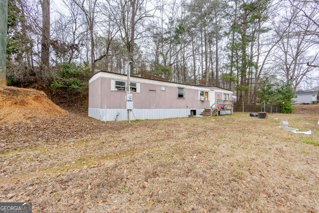 174 Brown St, Heflin, AL 36264