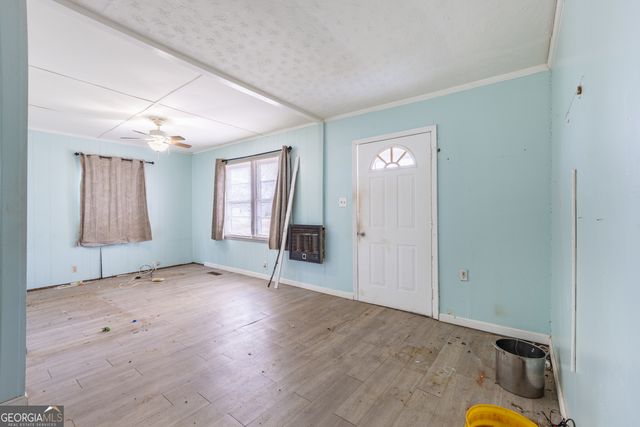 174 Brown St, Heflin, AL 36264