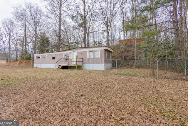 174 Brown St, Heflin, AL 36264