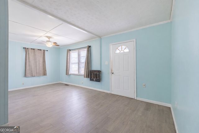 174 Brown St, Heflin, AL 36264