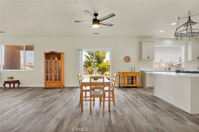 13505 Stoneridge Dr, Victorville, CA 92395