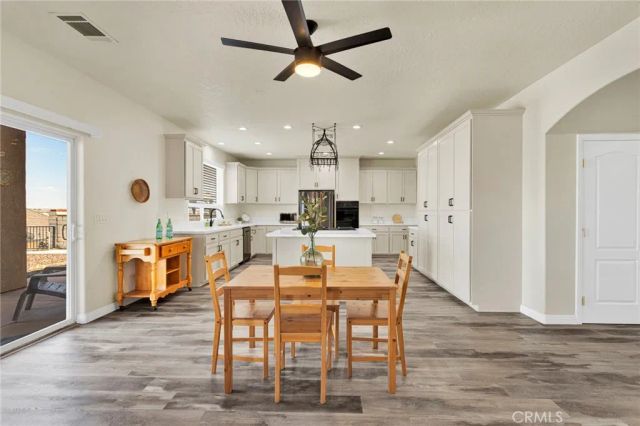 13505 Stoneridge Dr, Victorville, CA 92395