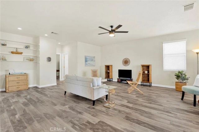 13505 Stoneridge Dr, Victorville, CA 92395