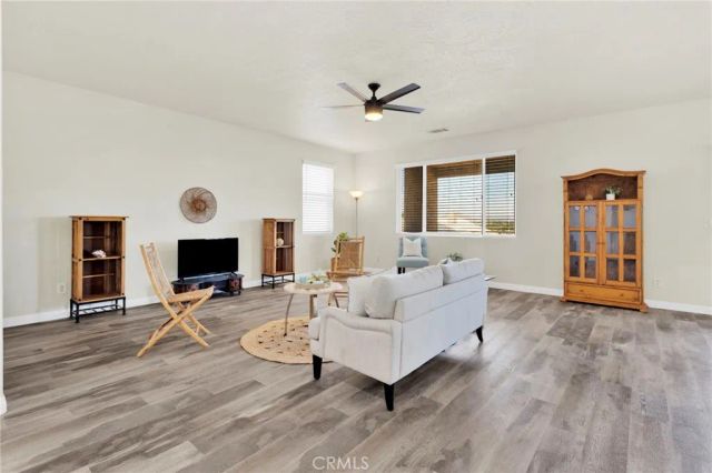 13505 Stoneridge Dr, Victorville, CA 92395