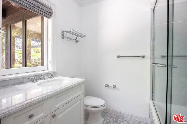 9507 Heather Road, Los Angeles, CA 90210