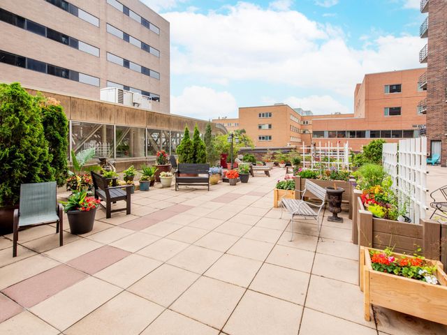 26 10th Street W 709, Saint Paul, MN 55102