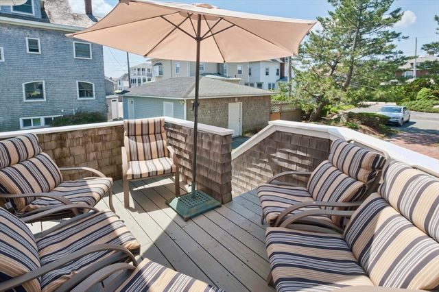175 Beach Ave 3, Hull, MA 02045