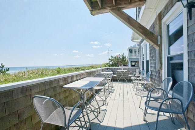 175 Beach Ave 3, Hull, MA 02045