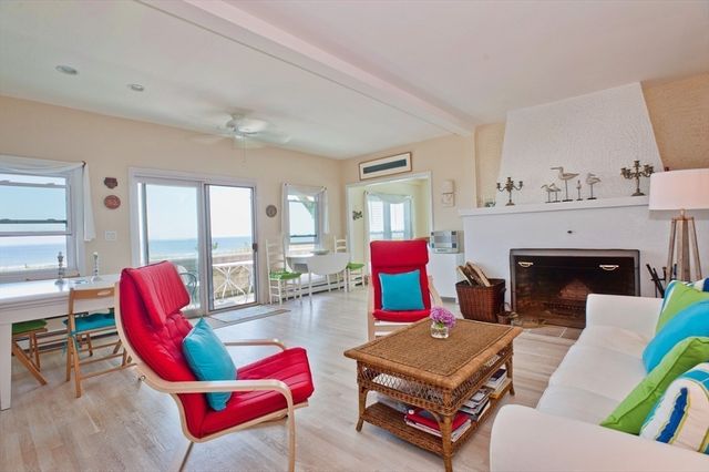 175 Beach Ave 3, Hull, MA 02045