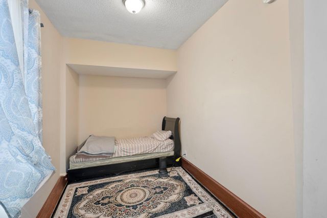 3217 Nicollet Avenue, Minneapolis, MN 55408