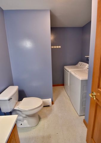 375 Thompson Rd, Webster, MA 01570