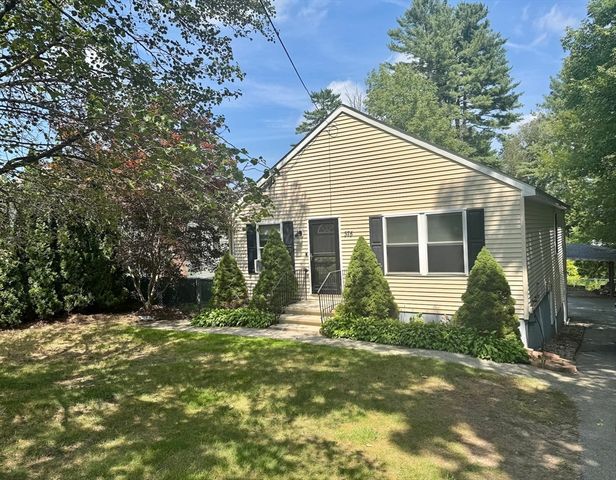 375 Thompson Rd, Webster, MA 01570