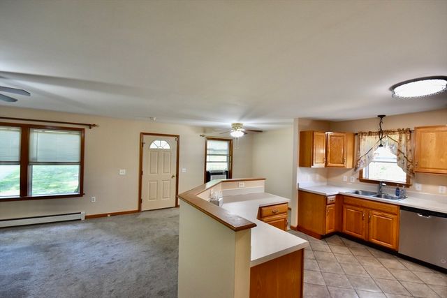 375 Thompson Rd, Webster, MA 01570