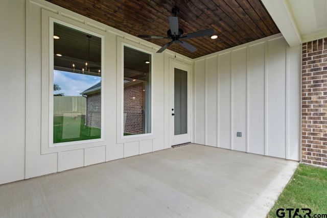 7201 Rolling Acres, Tyler, TX 75707