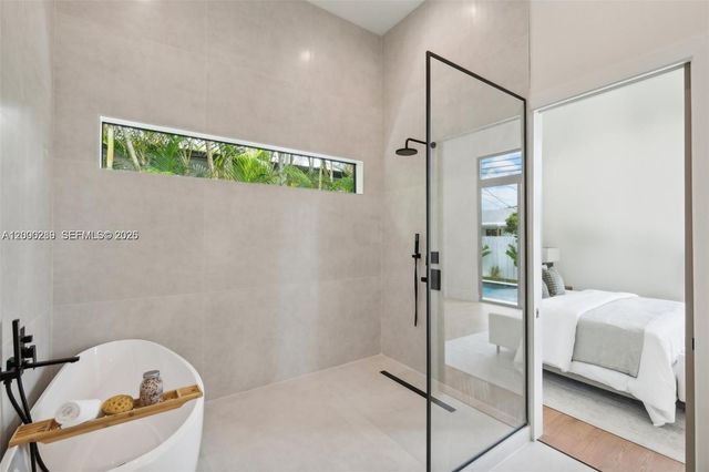 510 NW 50th St, Miami, FL 33127