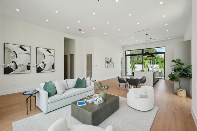 510 NW 50th St, Miami, FL 33127