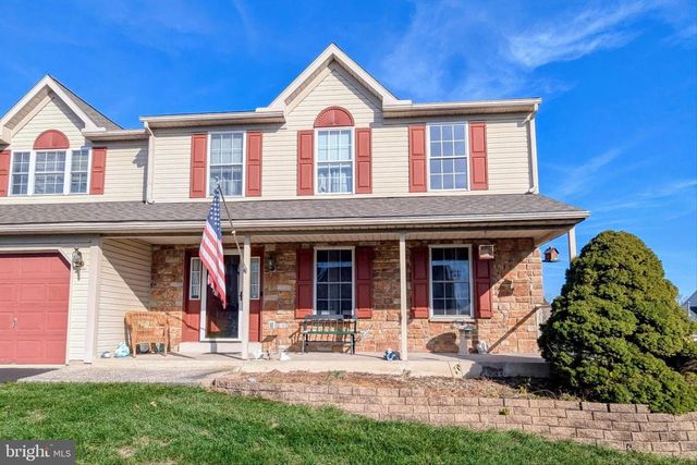 110 LETORT LN, Douglassville, PA 19518