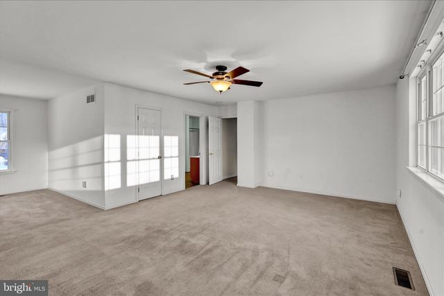 110 LETORT LN, Douglassville, PA 19518