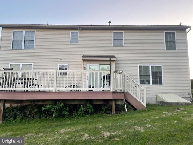 110 LETORT LN, Douglassville, PA 19518