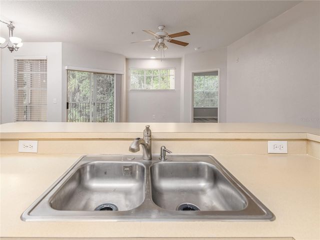 5125 PALM SPRINGS BOULEVARD 2206, Tampa, FL 33647