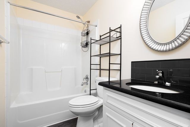 27 Devonshire Drive, Phenix City, AL 36870