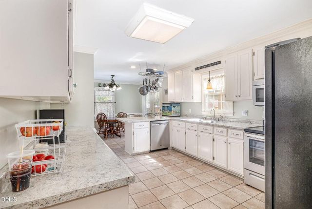 400 Lazy J Drive, Smithfield, NC 27577