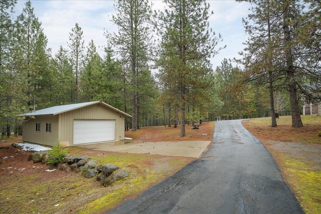 23216 E Morris Rd, Newman Lake, WA 99025