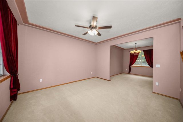 23216 E Morris Rd, Newman Lake, WA 99025