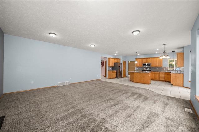 23216 E Morris Rd, Newman Lake, WA 99025