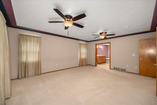 23216 E Morris Rd, Newman Lake, WA 99025