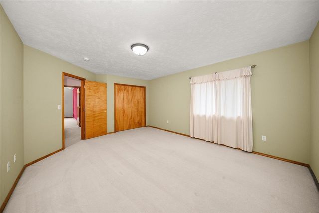 23216 E Morris Rd, Newman Lake, WA 99025