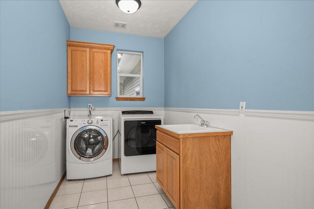 23216 E Morris Rd, Newman Lake, WA 99025