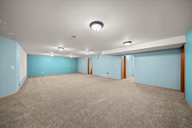 23216 E Morris Rd, Newman Lake, WA 99025